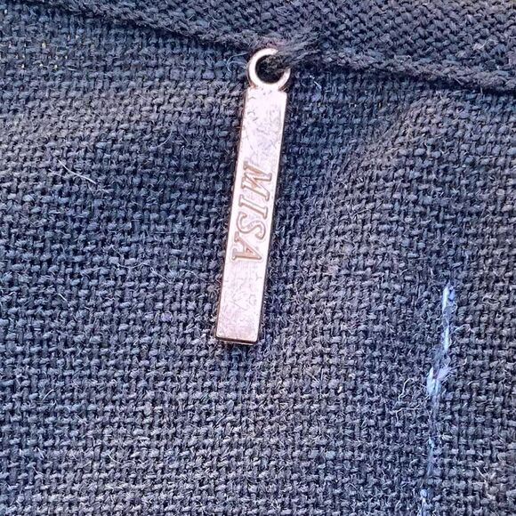 Misa Los Angeles Black Linen Blend Peasant Top w/Metal Eyelets. Medium. EUC! - Picture 7 of 7